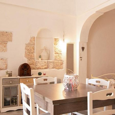 Appartamento Casetta Vicolo Ennio by Typney Ostuni Esterno foto