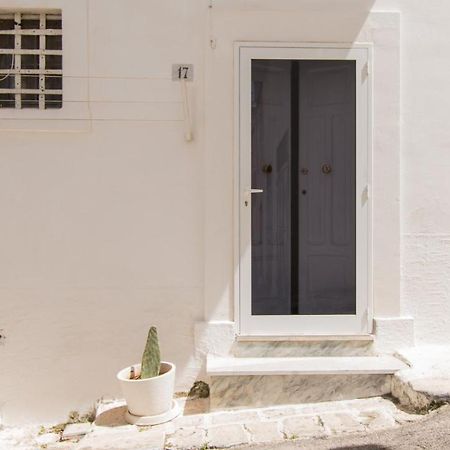 Appartamento Casetta Vicolo Ennio by Typney Ostuni Esterno foto