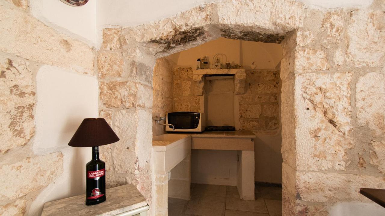 Appartamento Casetta Vicolo Ennio by Typney Ostuni Esterno foto